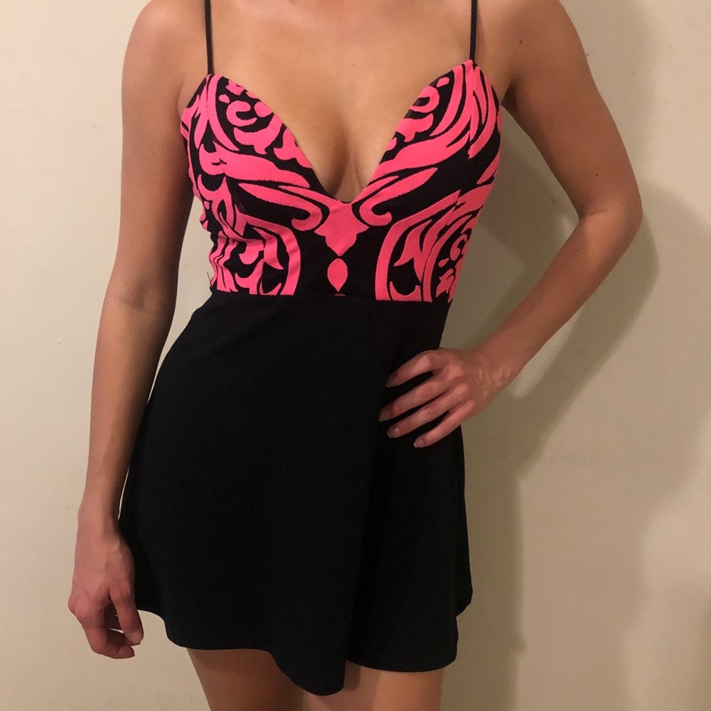 Pink/black club dress